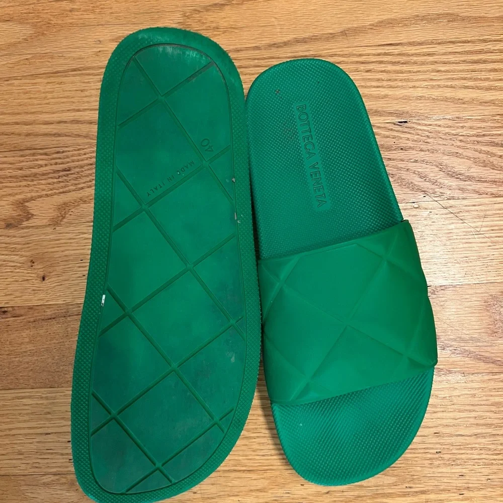 Bottega Veneta Emerald Green Slides